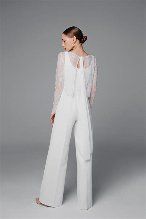 Elegant Simple Wedding Dresses | Alternative wedding dresses, Short