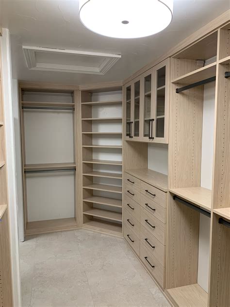 California Closets: Organize Your Walk-in Closet