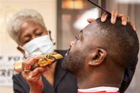 One Of Saginaws Oldest Black Female Barbers 72 Reflects On ‘a