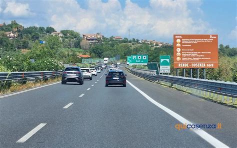 Ultimo Week End Di Rientri Da Bollino Rosso Traffico Regolare Sulla A2