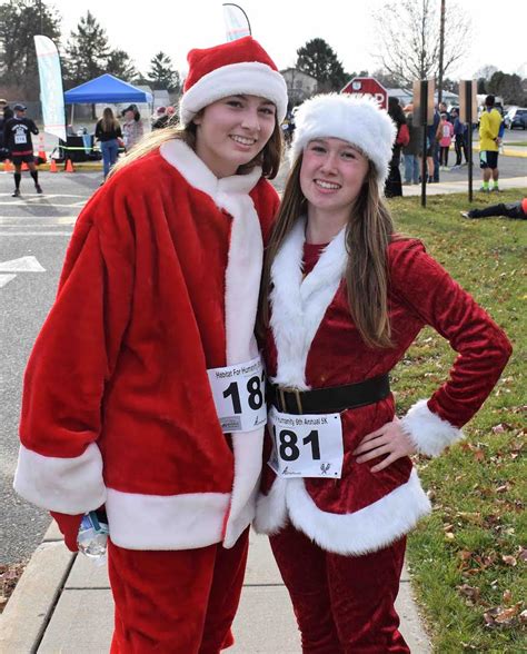 Connetquot School District Hosts Holiday Fun Run | Team Up 4 Community