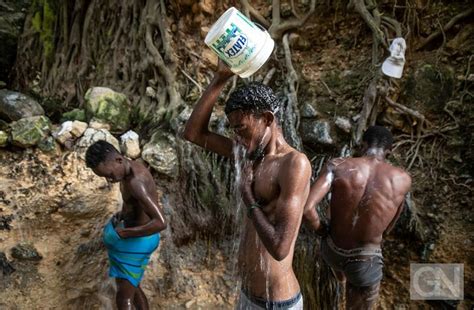 Knapp Drei Dutzend Cholera Tote Im Krisenstaat Haiti