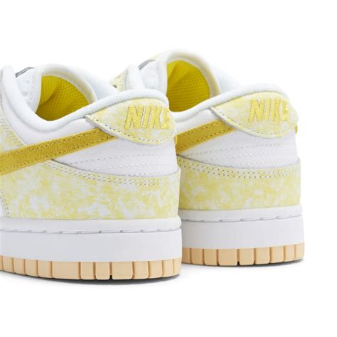 Nike Dunk Low Og Yellow Strike Womens Dm9467 700 Laced