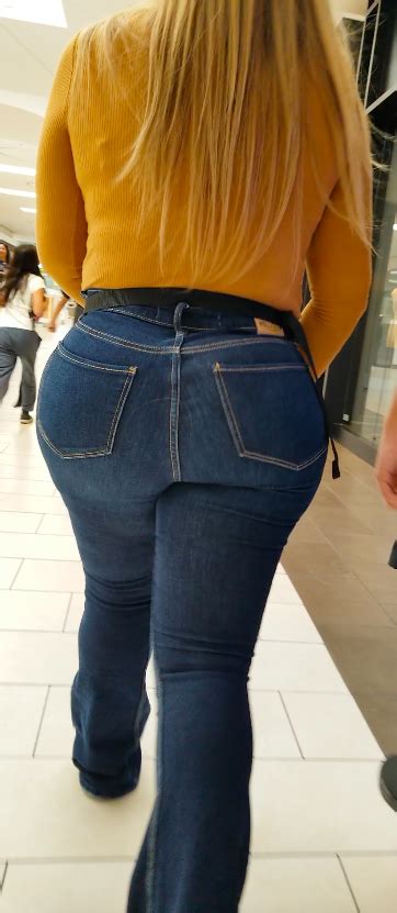 Super Stacked Latina Milf Tight Jeans Forum