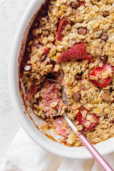 Easy Strawberry With Chocolate Oatmeal Bake