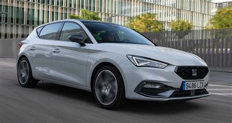 SEAT León FR de 130 CV equipamiento y precios Carnovo