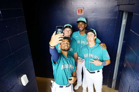 Mariners Have 4 Top 100 Prospects In Mlb Pipelines Updated Rankings By Mariners Pr From The