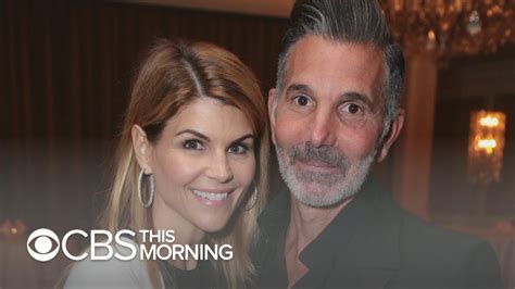 Lori Loughlin Trial Date Set In College Admissions Scandal Youtube