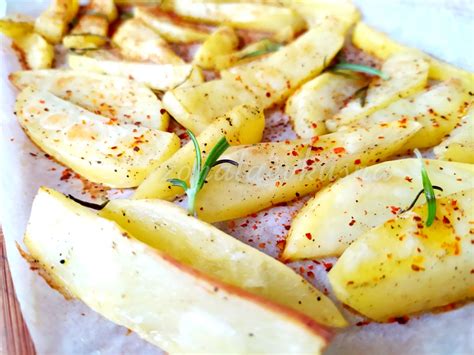 Кюфтенца с "пържени" картофки