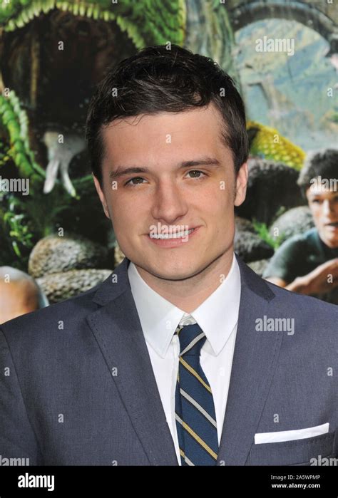 Los Angeles Ca Febrero 02 2012 Josh Hutcherson En El Los Angeles