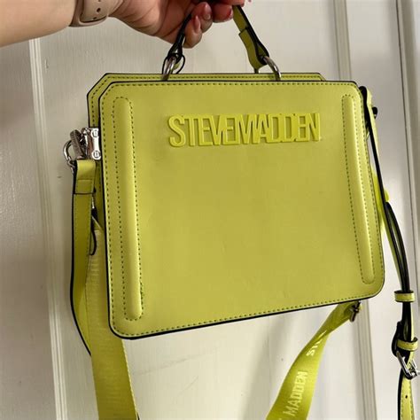 Steve Madden Bags Nwt Steve Madden Lemon Yellow Bevelyn Crossbody