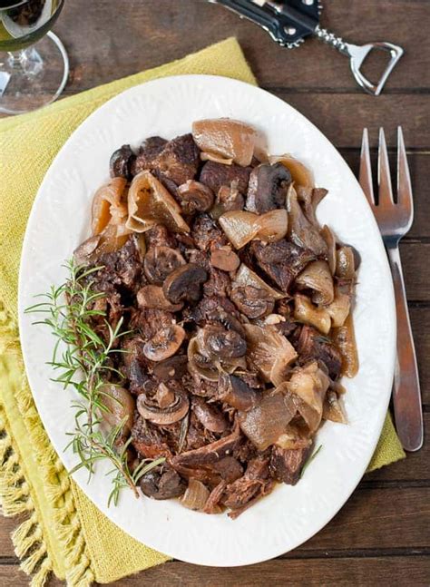 Slow Cooker Rosemary Mushroom Pot Roast | NeighborFood