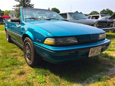 Car Show Classic 1992 Pontiac Sunbird Se Convertible The Most