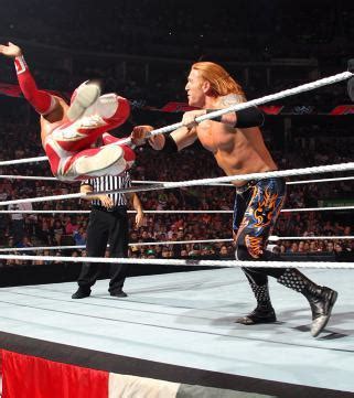 Wwe In Live Sin Cara Vs Heath Slater