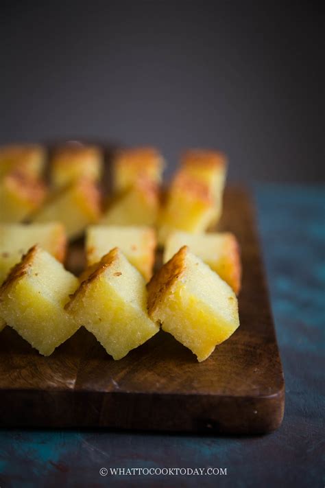 Kuih Bingka Ubi Kayu (Baked Cassava/Tapioca Cake) - Egg or Eggless version