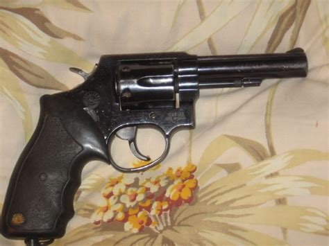 Taurus Model 82