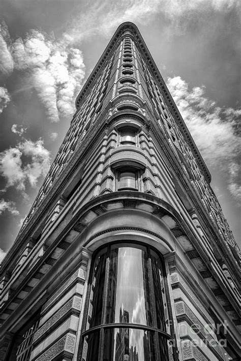 Flatiron Building NYC Black And White Photograph By Alissa Beth