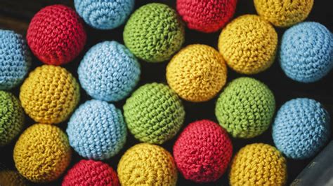 Crochet Ball Set Blue By Tcc Magic Trick