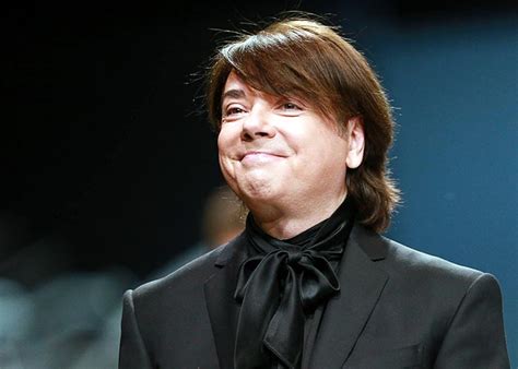 Умер модельер Валентин Юдашкин