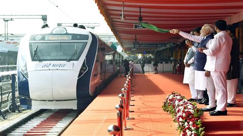 Pm Modi To Flag Off Vande Bharat Express Train Connecting Secunderabad