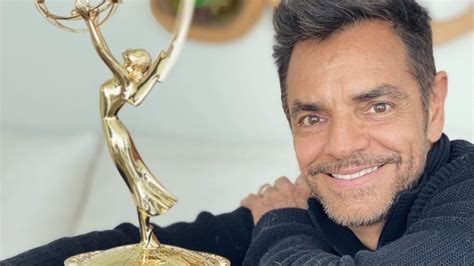 Eugenio Derbez Presume Su Primer Emmy Por Lol Last One Laughing