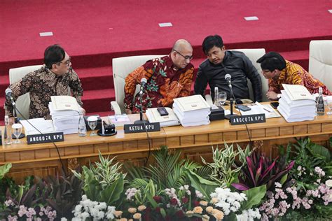 KPU Bakal Gelar Rekapitulasi Nasional 2 Panel Untuk Rekap PPLN Lajur