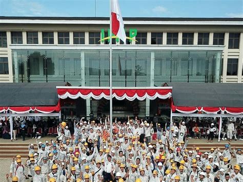 PT IMIP Buka Lowongan Kerja Untuk Alumni Mahasiswa Kendari