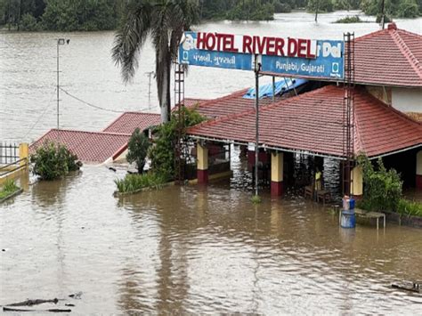 Gujarat Rains Heavy Rain Brought Disaster In Many Districts Thousands