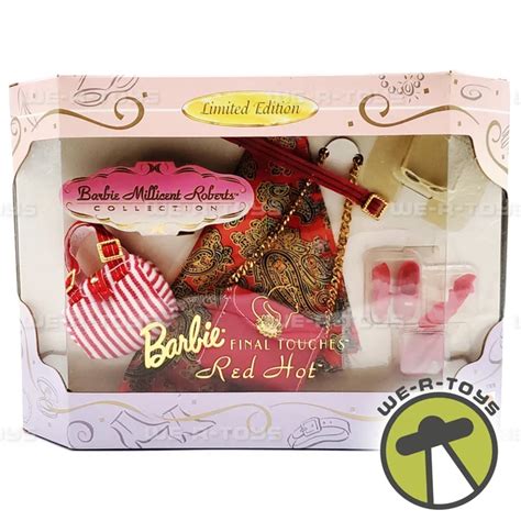 BARBIE MILLICENT ROBERTS Collection Final Touches Red Hot Fashion Set