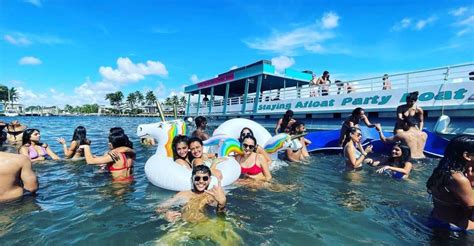 Ft. Lauderdale: Party Boat Tour to the Sandbar with Tunes | GetYourGuide