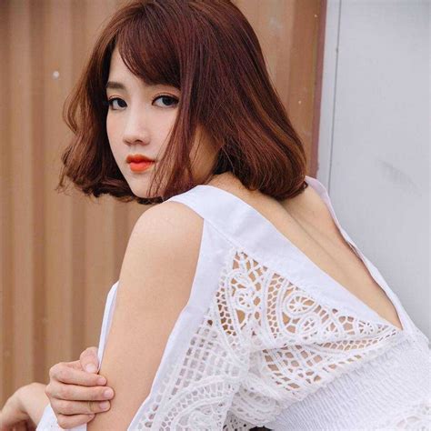 Hot girl Kiều Trinh bật mí điều chưa biết về bức ảnh được Reuters bình