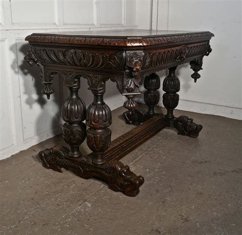 Th Century Green Man Carved Oak Hall Or Centre Table