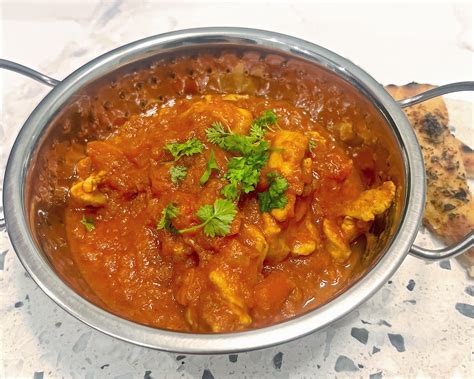 Easy Chicken Balti Curry Recipe Made With A Little Help From Our Delicious Aromatic Curry Blend