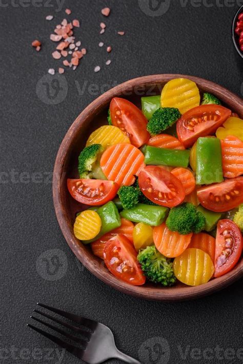 Salada Do Fresco E Cozido No Vapor Legumes Cereja Tomates Br Colis E