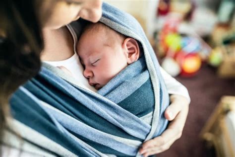 Come scegliere la fascia porta bebè Mamma Oggi