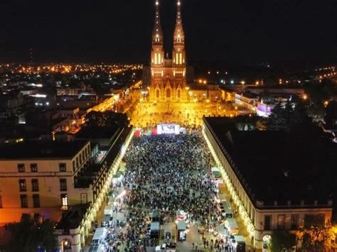 Más De 15 Mil Personas Disfrutaron De Una Nueva Edición De Música En La Plaza Lavoz De Luján