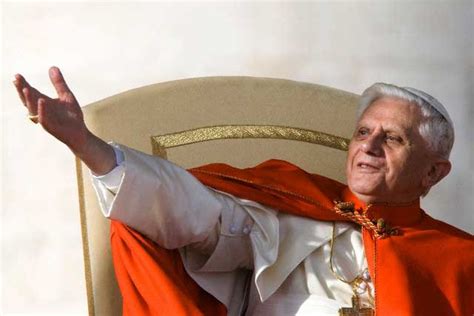 Pope Benedict XVI Pics 02