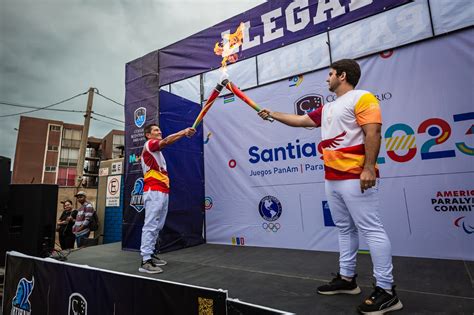 Leyendas Vivientes Del Deporte Lucieron El Fuego Panamericano Por Las