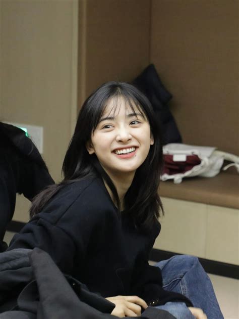 Bare Face No Makeup Shen Yue In Acting Class In A Love So