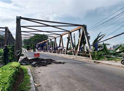 Sempat Ditutup Akibat Bautnya Dicuri Jembatan Cipendawa Bekasi Sudah