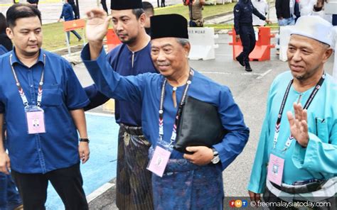 Muhyiddin Arrives At Nomination Centre Bns Razali Shortly After