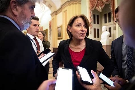 Sen Amy Klobuchar Reveals She Had Breast Cancer Chronicles Health