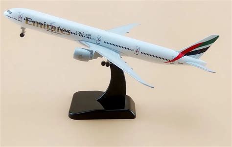 19cm Metal Plane Model Air Emirates Airlines B777 300er Airplane Model