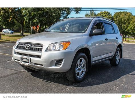 Classic Silver Metallic Toyota Rav I Wd Photo