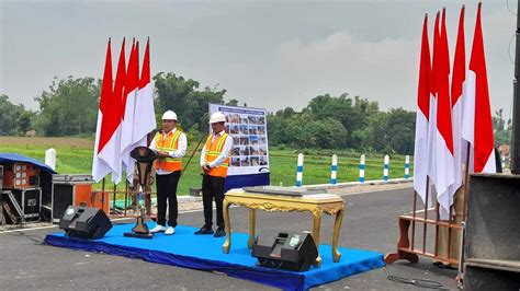 Resmikan Jalan Lingkar Selatan Bupati Sampang Abadikan Sosok Pahlawan