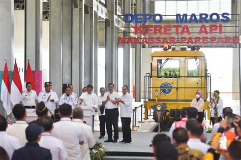 Resmi Kereta Pertama Di Sulawesi Beroperasi DailyLife Id