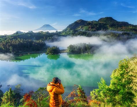 telaga warna pesona dieng