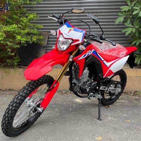 售2022 新車 新色 HONDA CRF150 L 越野車 CRF150L 輕檔車 白牌 紅色 機車 新車在旋轉拍賣