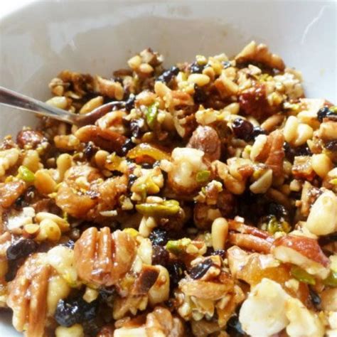 Homemade Muesli Recipe — Eatwell101