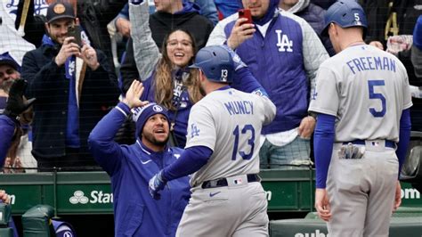 Dodgers Rebound From Blowout Loss With 9 4 Win Over Cubs Nbc Los Angeles